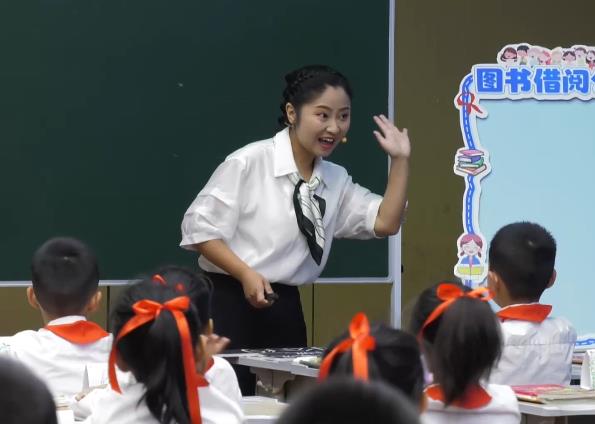 李婷婷，《圖書借閱公約》，二年級下冊口語交際，第五單位